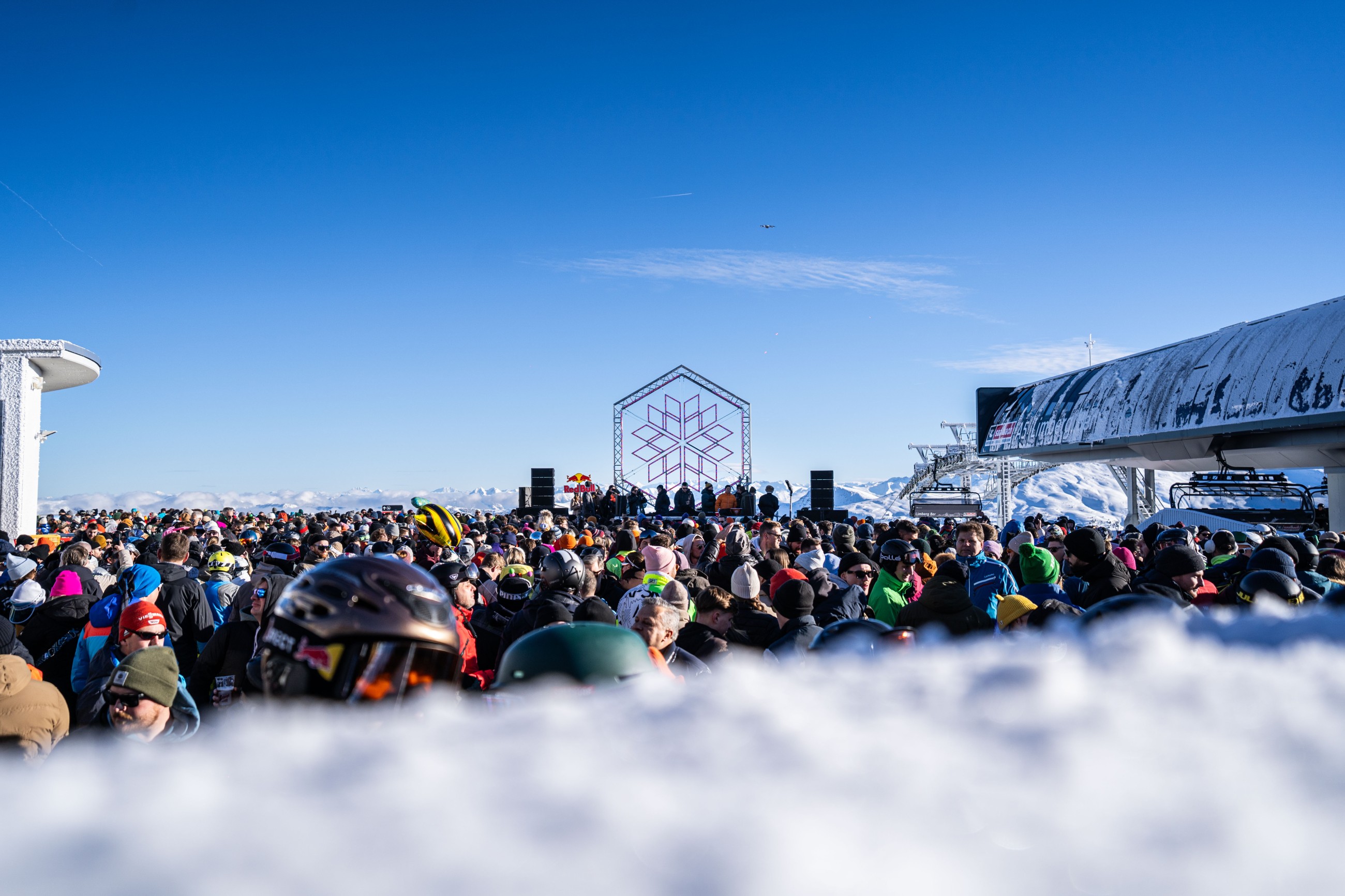 Rave On Snow