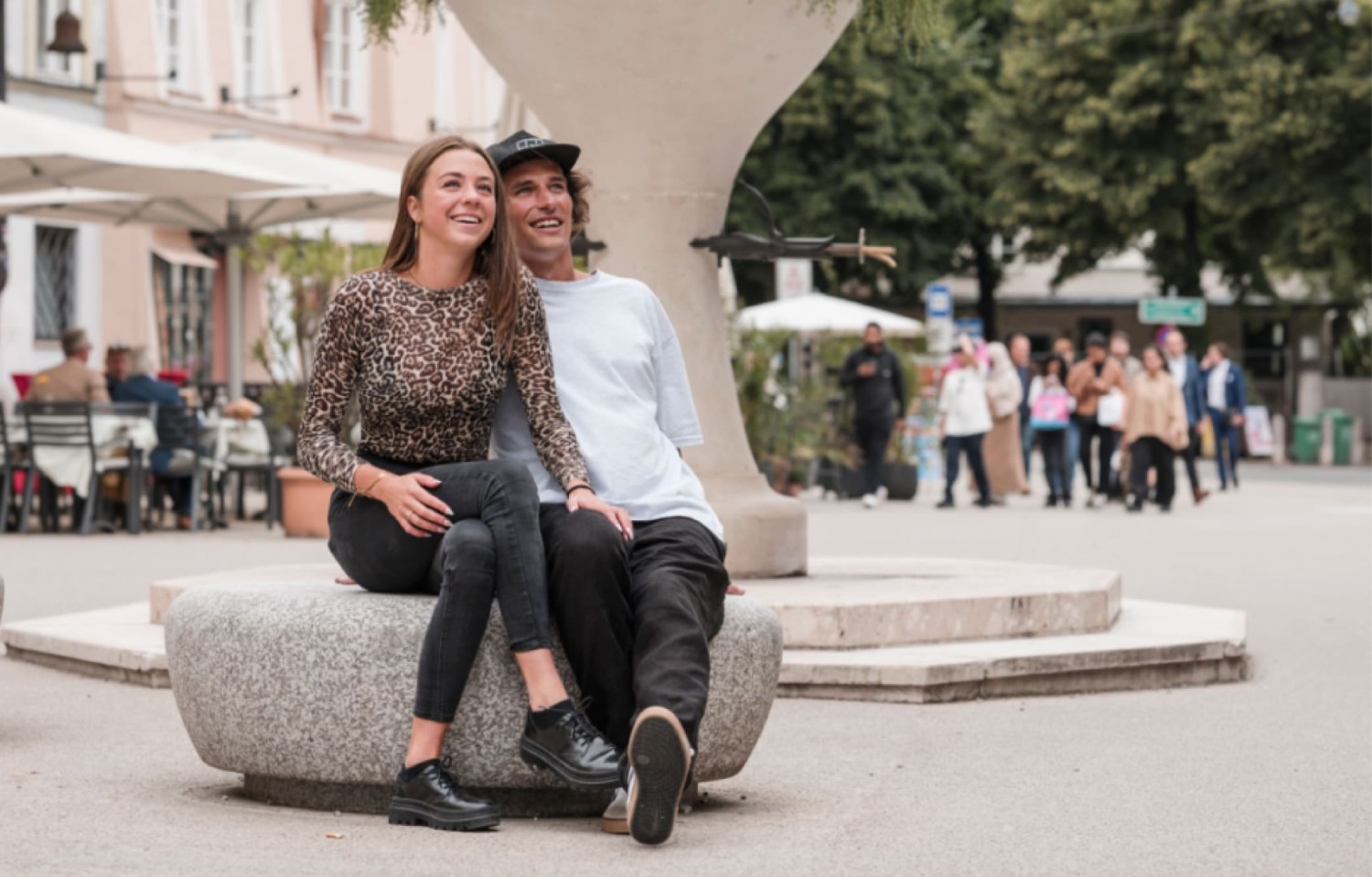Guests discovering the city of Salzburg