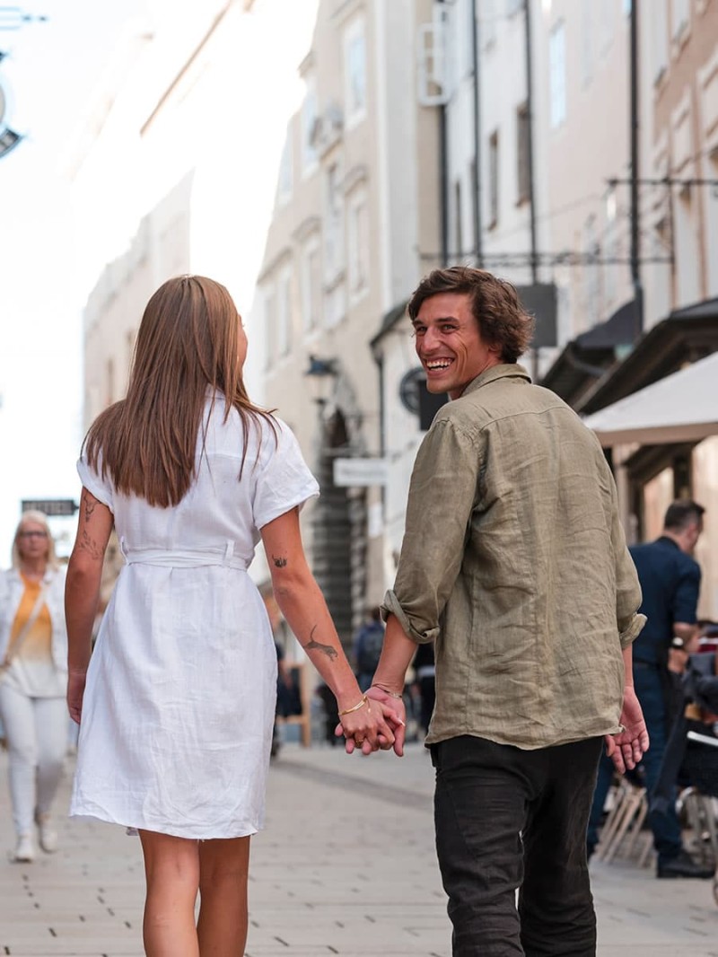 Strolling through Linzer Gasse