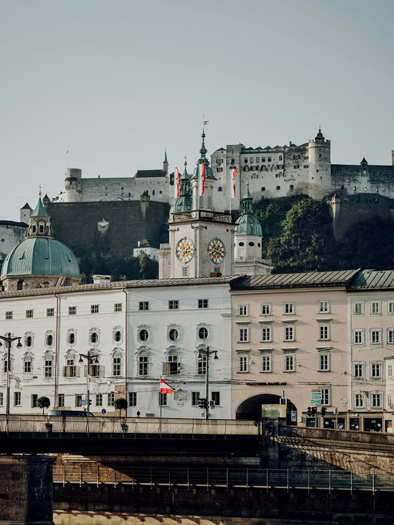 Blick auf die Festung Hohensalzburg über die Altstadt © Patrick Langwallner, Unsplash