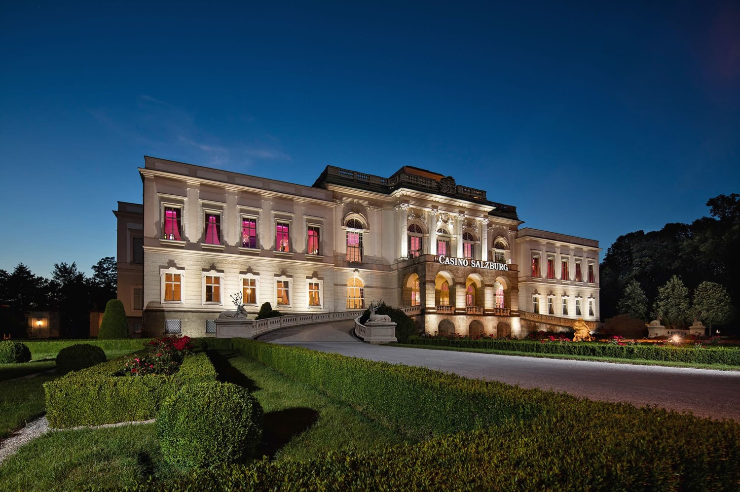 Casino Salzburg bei Nacht © Casinos Austria